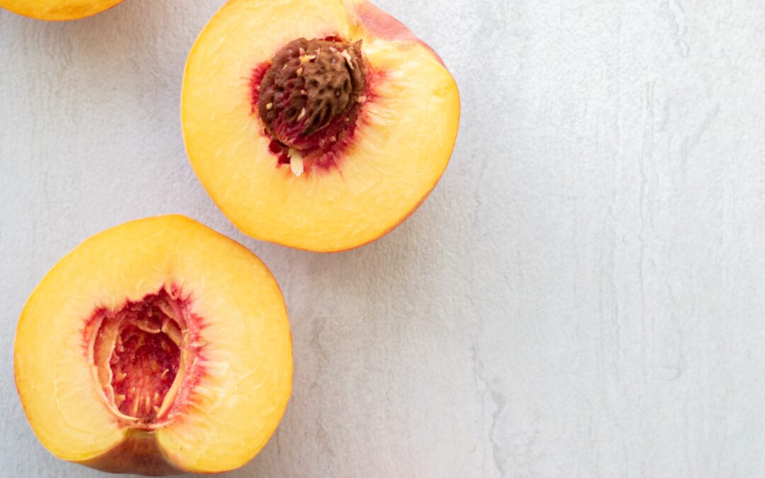 How To Cut A Peach With A Rubber Band